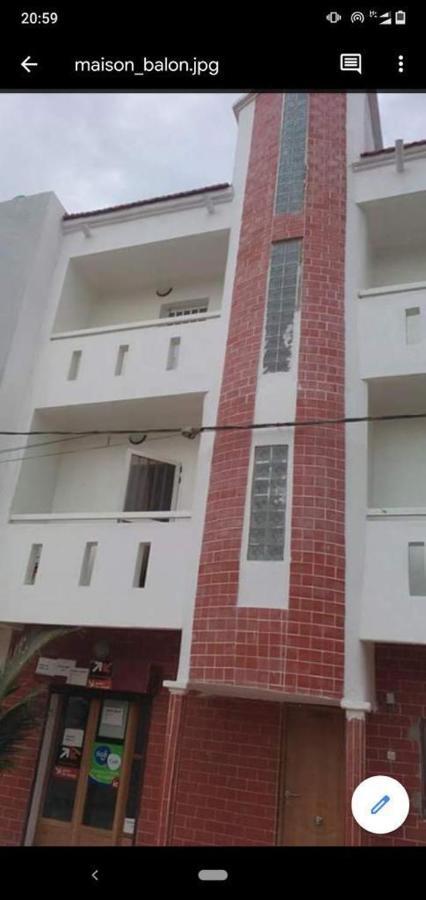 Studio 2 Meuble A Ouakam Comico Dakar Luaran gambar